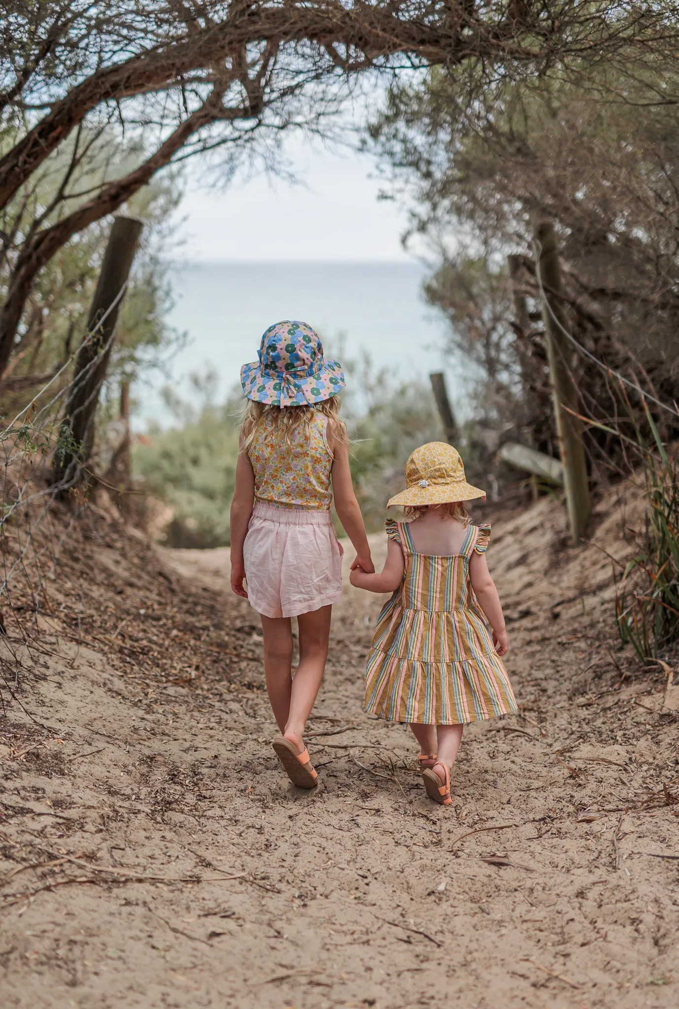 Full Bloom Wide Brim Reversible Sunhat